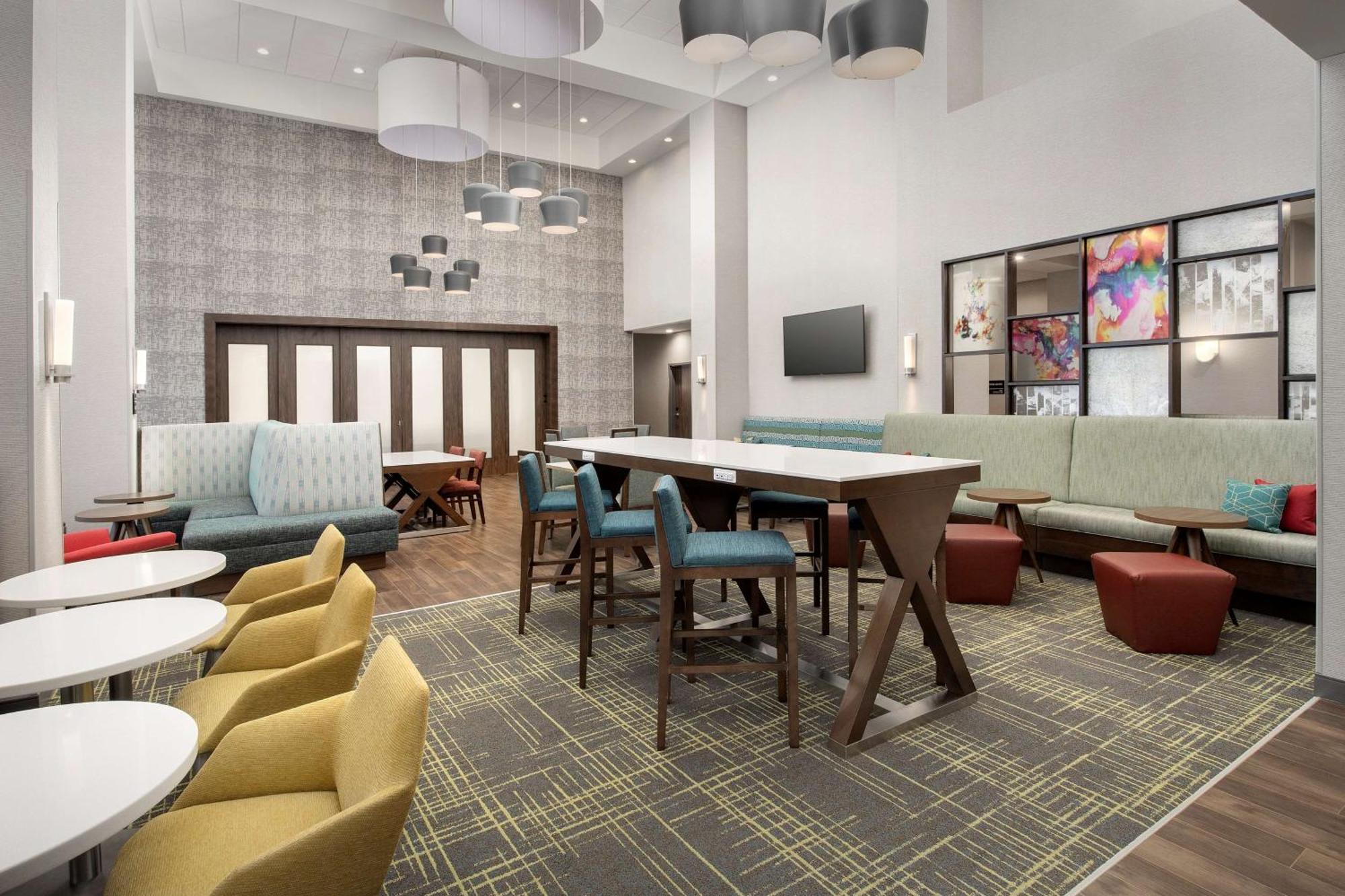 Hampton Inn & Suites Лексінґтон Екстер'єр фото